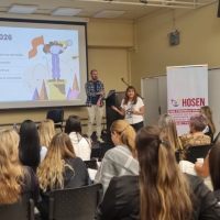 AMIA: El programa Hosen inici� el a�o con su primer encuentro de formaci�n