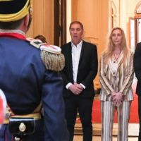 Karina borr� a Adorni del festejo de su cumplea�os con Granaderos, molesta por el nuevo esc�ndalo del departamento