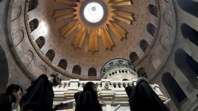 Parolin al embajador de Israel: pesar por el episodio en el Santo Sepulcro