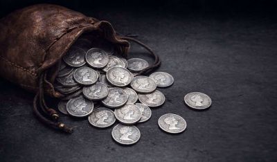 Mois�s ContrerasLa inversi�n m�s nefasta: el rol del dinero en la Pasi�n de Cristo