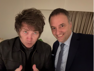 Milei se pone al frente de la defensa de Adorni y lo suma a un acto por Malvinas en una nueva muestra de respaldo