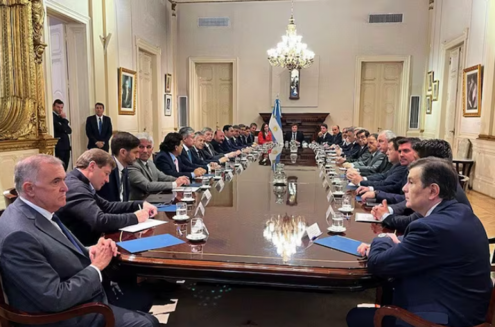 Milei abre la billetera para calmar a doce gobernadores