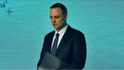 Manuel Adorni ubic� a su c�rculo �ntimo en el Correo Argentino con sueldos que superan al de Javier Milei