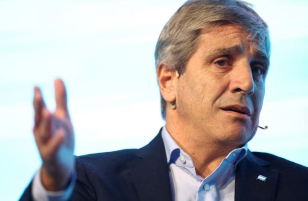 Caputo asegura que la elecci�n de 2027 �ser� un paseo� pero toma recaudos y prefiere no levantar el cepo cambiario