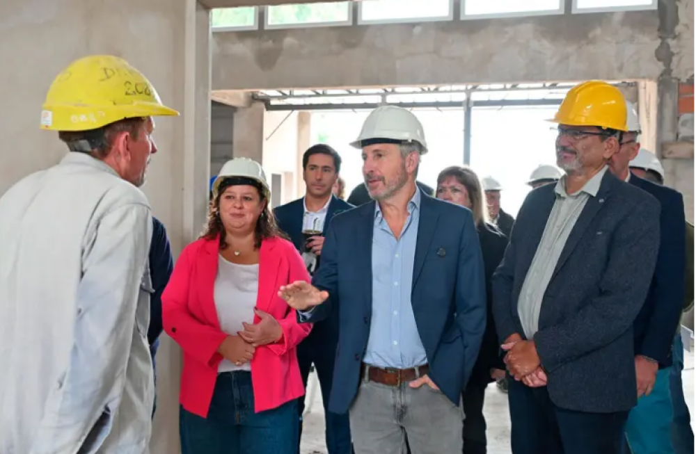 La provincia avanza en ampliar el hospital de General Ram�rez con millonaria inversi�n