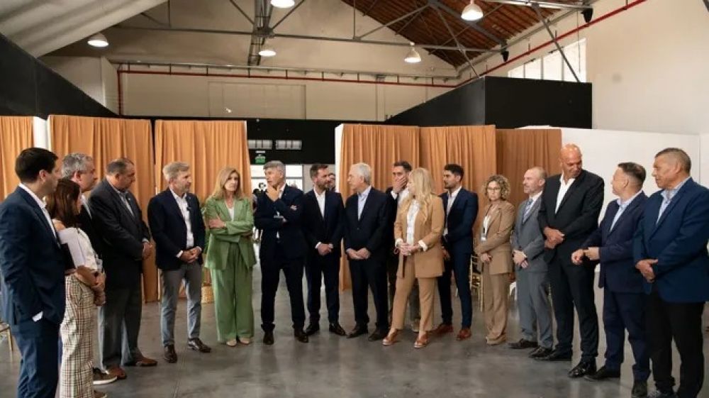 Bonos alimentarios, recortes y alerta por el aguinaldo: la ca�da de fondos suma presi�n a los intendentes