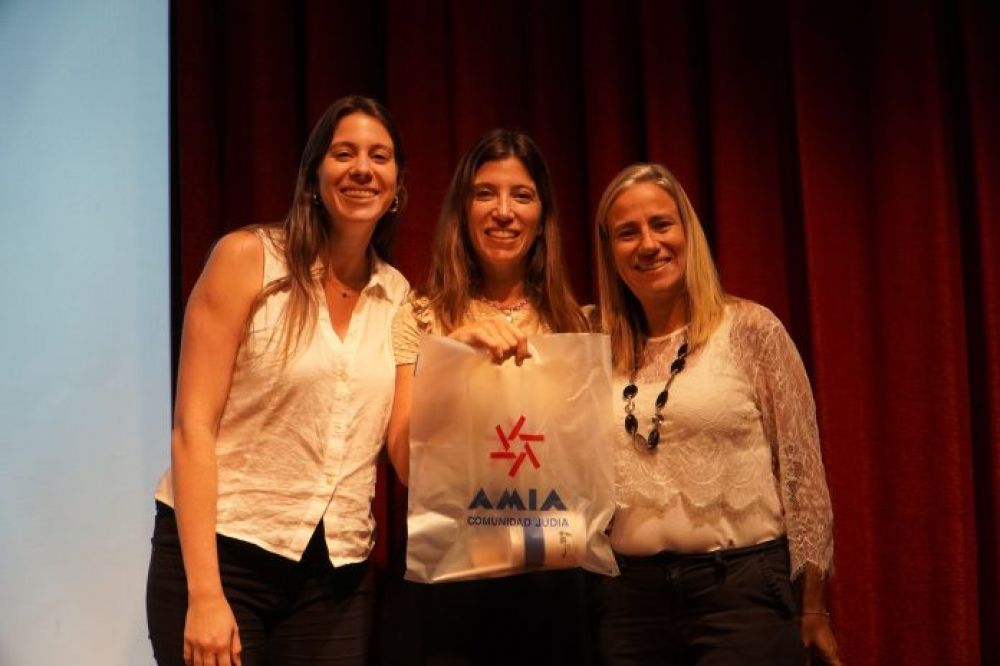 AMIA Joven lanz� la programaci�n 2026 del Club de Emprendedores