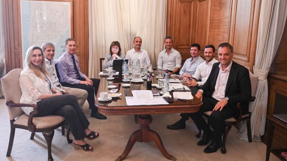 Manuel Adorni volver� a reunir a la mesa pol�tica en una semana clave para la causa por presunto enriquecimiento