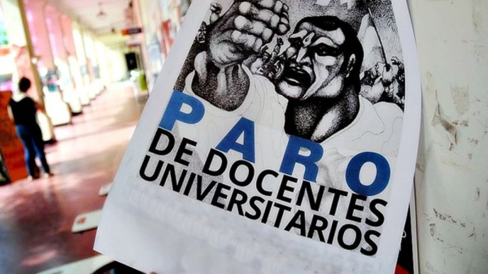 Gremios universitarios retoman su plan de lucha con un paro por 24 horas para este viernes contra el ajuste del gobierno