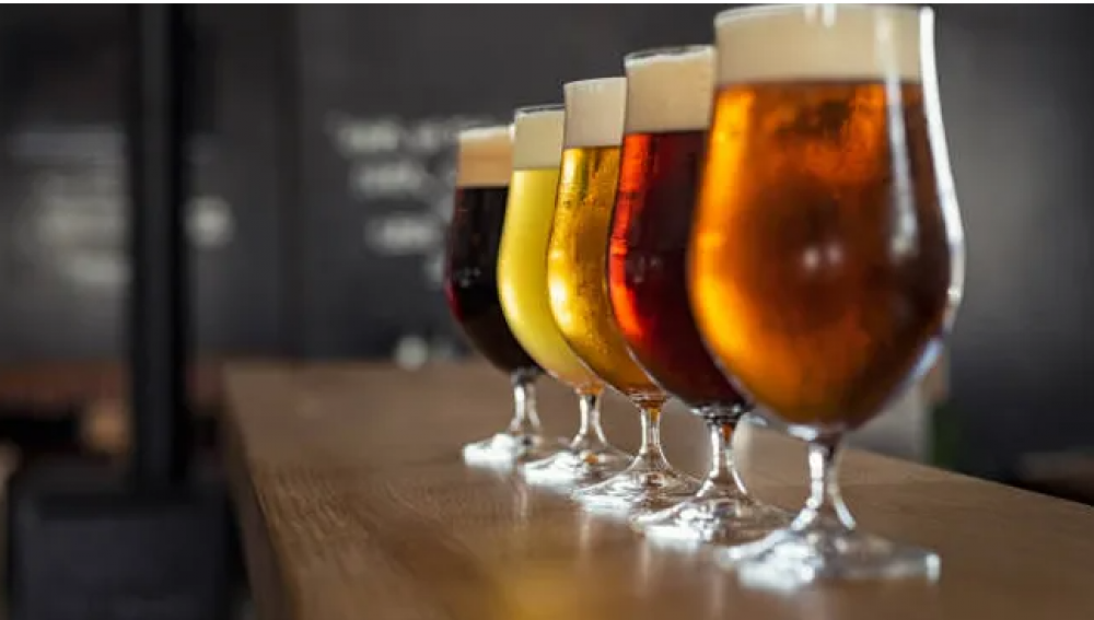 Era empleado de Cervecer�a Cuauht�moc, empez� su propio negocio de cervezas y se convirti� en millonario: lleg� a vender hasta en Estados Unidos y FEMSA le compr� la empresa