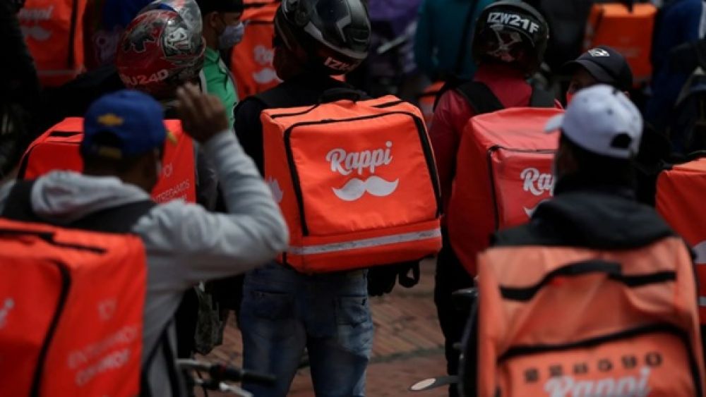 El trabajo en aplicaciones de transporte o reparto supera el mill�n de personas en Argentina