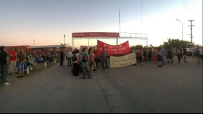 ATE C�rdoba repudi� el juicio a tres trabajadores de Coca-Cola tras una protesta contra despidos