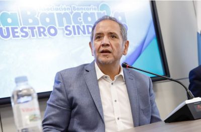 La Bancaria actualiz� los salarios de marzo con un 3,4% de incremento y lleva el Salario Inicial a $ 2.259.305,03