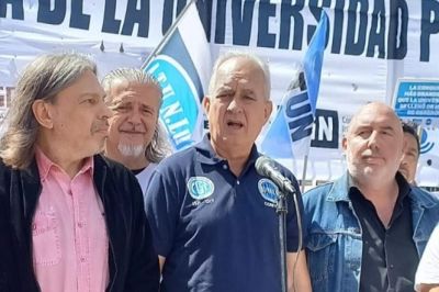 Paro universitario con fuerte impacto: docentes y nodocentes denuncian 17 meses de ca�da salarial