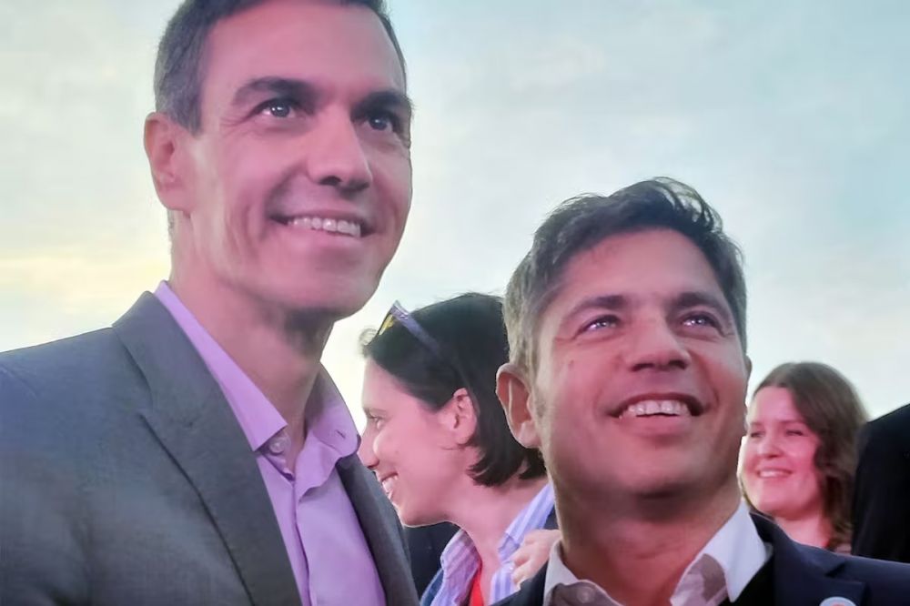 Mientras busca instalar su candidatura presidencial, a Axel Kicillof le brota un conato de rebeli�n interna