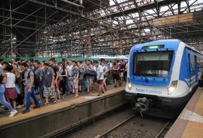 El ajuste de Milei descarrila el sistema ferroviario: v�as muertas, colapso y trenes que no llegan