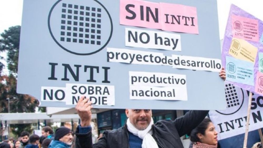 Denuncian un plan de despidos de m�s de 700 trabajadores en el Inti