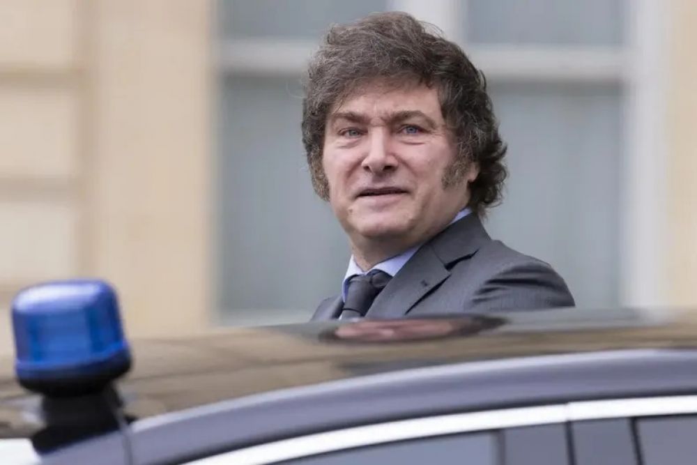 Javier Milei, en alerta: se descompone la base piramidal libertaria