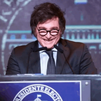 El r�cord de Milei: m�s de 2.000 despidos por mes en el Estado, sin que el sector privado absorba nada