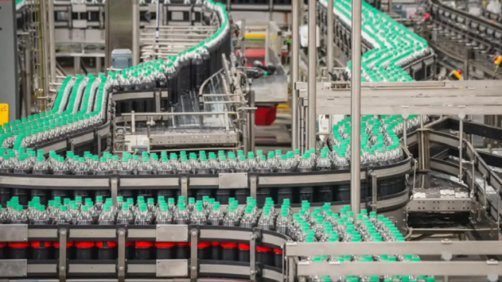 En medio de la tensi�n del consumo local, Coca-Cola ratifica su plan de inversiones por USD 1.400 millones en Argentina