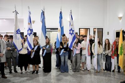 Se realiz� en el cementerio de Tablada el acto de la comunidad jud�a argentina por Iom Hazikar�n