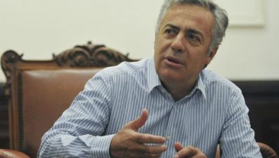 Mendoza: la inflaci�n ya se comi� la paritaria de los estatales pero Cornejo no quiere saber nada con reabrirla