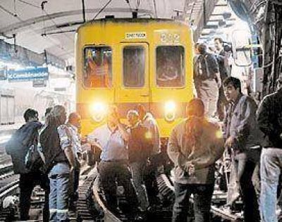Los subtes insisten con su amenaza de un nuevo paro