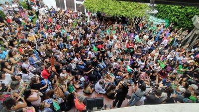 Con Milei, los empleados del Estado trabajaron diez meses gratis por la ca�da del salario