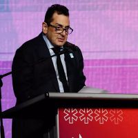 Cr�ticas, silbidos, defensa de los glaciares y la educaci�n p�blica: as� empez� la 50 Feria del Libro