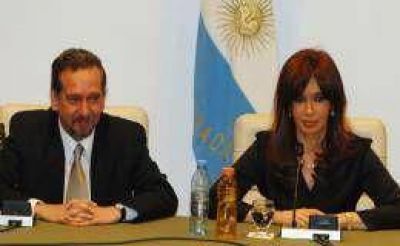 Cristina Kirchner anunci� que Argentina producir� la vacuna contra la gripe A