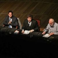 La trastienda del acto: la advertencia por el �exterminio� de Europa, el abrazo con Caputo y un grito que incomod� a Milei