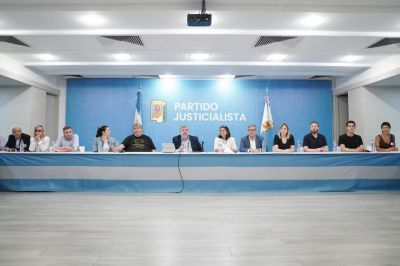 En medio de la interna con Kicillof, el PJ se re�ne y pone en agenda la libertad de Cristina Kirchner