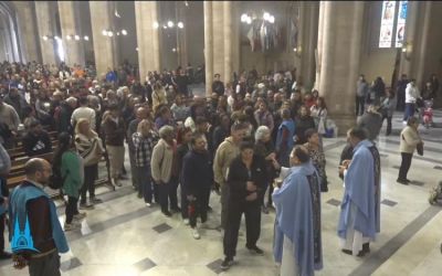 Mons. Carrara en los 70 a�os de C�ritas: 