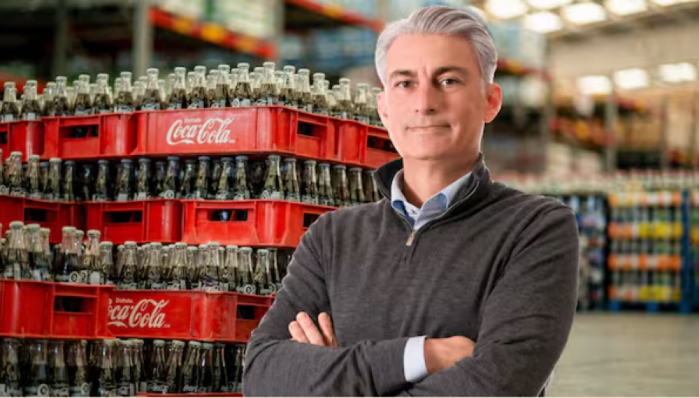 IEPS enfr�a ventas de Coca-Cola FEMSA en M�xico, pero precios y empaques amortiguan el golpe