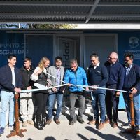 El gobernador inaugur� puestos policiales y entreg� equipamiento para reforzar la seguridad en Gualeguaych�