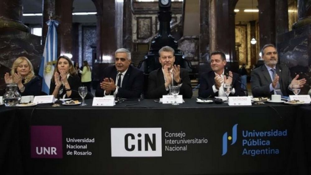 Los rectores de universidades desembarcan en las redes con una campa�a que el gobierno cumpla la ley de financiamiento