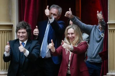 Despu�s de semanas complejas, el Gobierno hace esfuerzos para retomar la actividad y recuperar la agenda de gesti�n