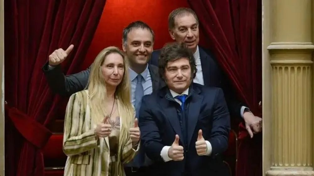 El l�mite del ajuste: la deuda y la tensi�n fiscal crecen y peligra el modelo de Milei