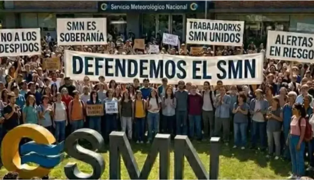 Despidos en el SMN ya afectan vuelos nocturnos y ponen en riesgo servicios clave