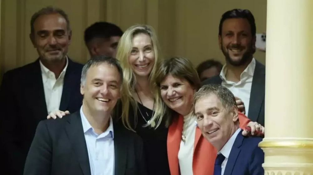 Karina le suelta la mano a un Adorni cada vez m�s sospechado y se inclina por Bullrich y Santilli hacia el 2027