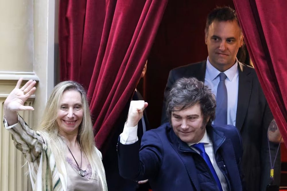 Malestar en el Gobierno: los hermanos Milei mantienen el respaldo a Adorni, pero a la par crece la incomodidad en el Gabinete