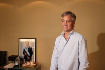 El dirigente m�s cercano a Mauricio Macri le pidi� a Patricia Bullrich que deje de �pasar de un partido a otro�