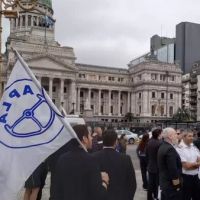 La justicia suspende el decreto que flexibilizaba los descansos de pilotos por riesgos para la seguridad a�rea