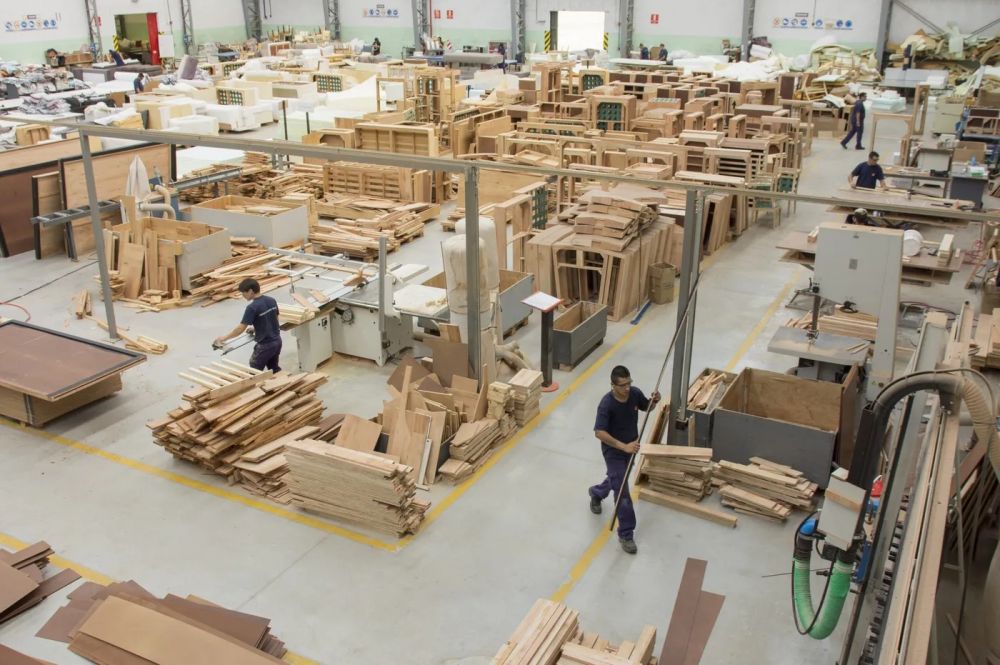 Las pymes presionan por una ley de emergencia ante cierres, despidos y p�rdida de competitividad