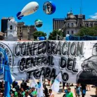 La CGT endurece su estrategia contra la reforma laboral y advierte con un paro por las paritarias