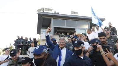 El ministro de Seguridad israel� marcha sobre la mezquita de Al Aqsa entre gritos de 