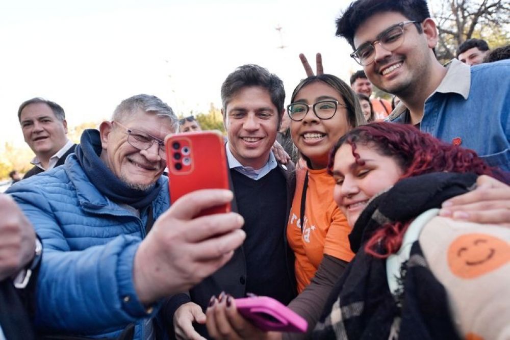 La doble agenda de Axel Kicillof: gesti�n y campa�a presidencial