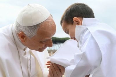 Le�n XIV alienta a un joven con miedo al futuro: El amor de Jes�s te acompa�ar� siempre