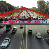 �Milei ya fundi� 25 mil pymes�