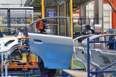Siguen las malas nuevas para el SMATA: el sector autopartista no frena su derrumbe y se contrajo casi 10% durante el primer trimestre